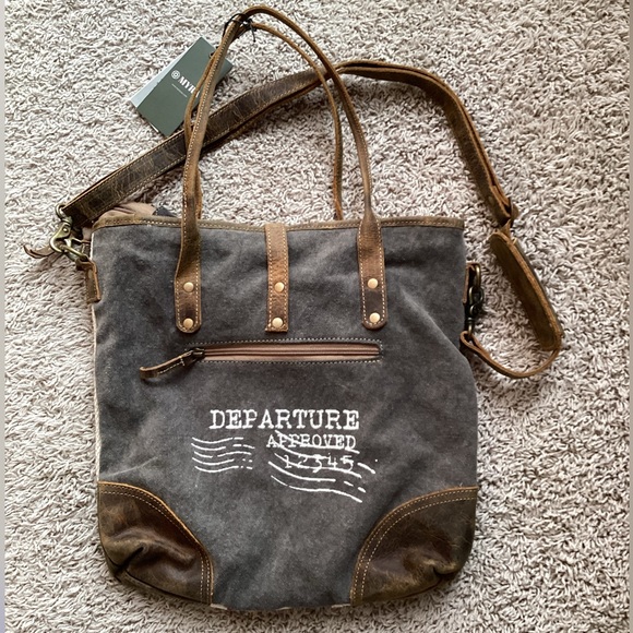 NWT Myra Bag My Desert Sunset Lg Shoulder Bag - Picture 8 of 8